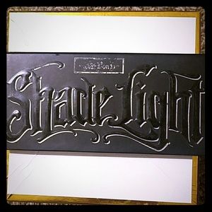 Kat Von D Contour Palette